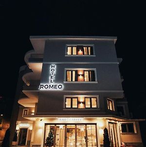 Hotel Romeo Korce Exterior photo