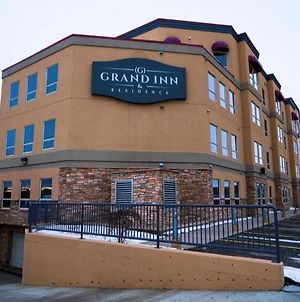 Grand Inn & Residence- Grande Prairie Exterior photo