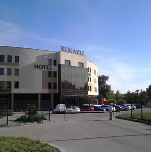 Optima Zaporizhia Hotel Exterior photo