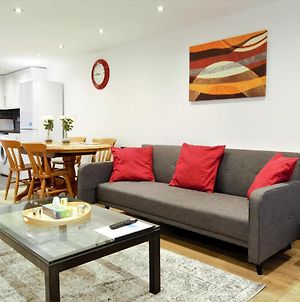 Stylish 2 Bedroom Apartment In The Heart Of Greenwich London Exterior photo