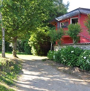 La Casa Rossa Nel Bosco Villa Cantu Exterior photo