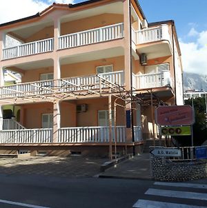 House Vida Goraleks Hotel Baska Voda Exterior photo