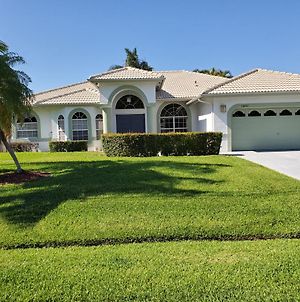 Our Beautiful Florida Vacation Home With Heated Pool Port St. Lucie Exterior photo