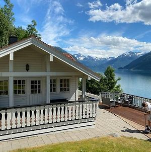 Faleide Panorama By Homes & Villas Stryn Exterior photo