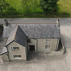 Grove Fort Self Catering Farmhouse Finnis Exterior photo