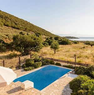 Seaside Aqua Bliss & Serenity With Private Pool Villa Koilas Exterior photo