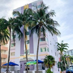 Ocean Spray Hotel Miami Beach Exterior photo
