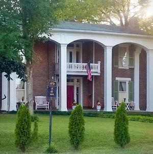 Belmont Inn Shelbyville Exterior photo