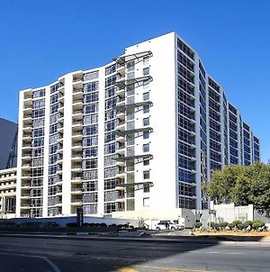 Upmarket Sandton Hydro Park Apartments Johannesburg Exterior photo