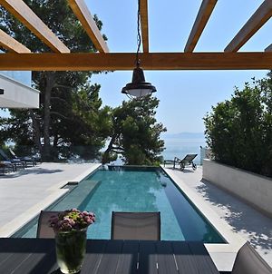 Luxury Beachfront Villa White Bellezza With Private Pool At The Beach On Brac Island - Sumartin Selca  Exterior photo