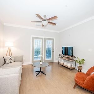 Viagem Bright 1Br With Workspace And Gym Morrisville Exterior photo