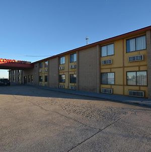 Econo Inn And Suites Oklahoma City Exterior photo