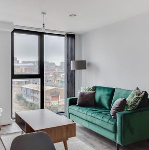 Stylish Contemporary 1Br Apartment In Birmingham Exterior photo