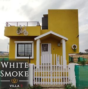 White Smoke Villa Igatpuri Exterior photo