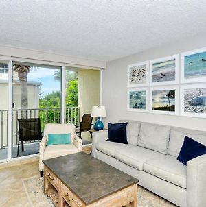 Laplaya 202E Catch The Gentle Gulf Breezes On Your Private Balcony Beneath The Swaying Palms Longboat Key Exterior photo