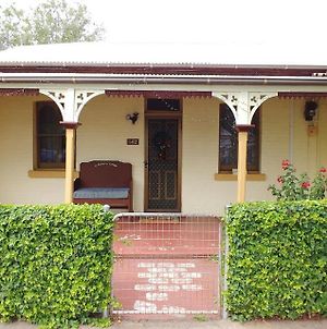 Historic Cottage 200M From Shops And Cafes Wifi Netflix Included - #142 Bathurst Exterior photo