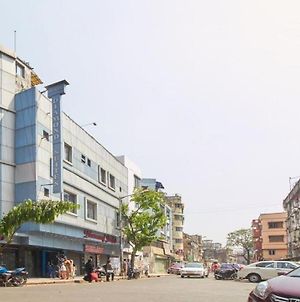 Diamond Suites Kolkata Exterior photo