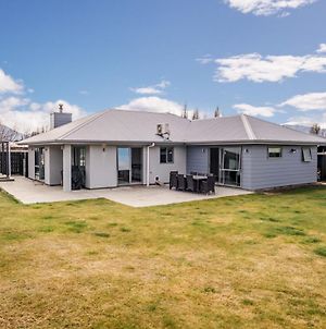 Haven On Hunt - Albert Town Holiday Home Wanaka Exterior photo