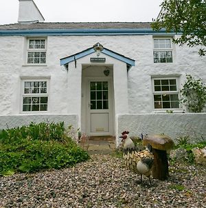 Hen Tyn Y Mynydd Villa Moelfre Exterior photo