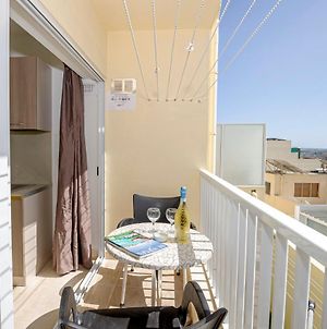 Summer Breeze Comfort Sunny Apartments Close To The Sandy Beaches - By Getawaysmalta Mellieha Exterior photo