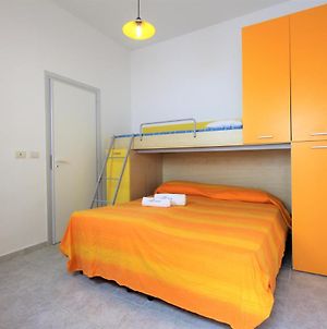 Trilocale Arancione Climatizzato Con Terrazza Panoramica Apartment Torre San Giovanni Ugento Exterior photo