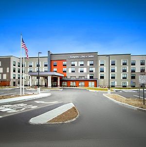 Hampton Inn And Suites North Attleboro Exterior photo