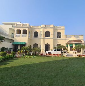 The Heritage Villa Patiala Exterior photo