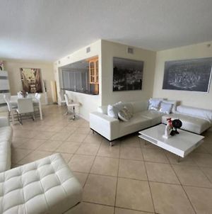 Oceanview Large Dream Condo With 2Bd/2B In Clearwater Beach Exterior photo
