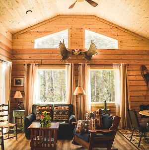 Denali Wild Stay - Moose Cabin, Free Wifi, 2 Private Bedrooms Healy Exterior photo