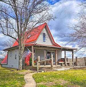 Vivid Cedar Ridge Cabin 23 Mi To Wichita! Villa Augusta Exterior photo
