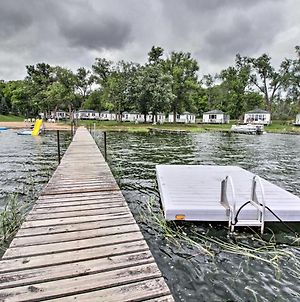 Lake Retreat With Dock, Deck And Bbq, Byo Boat! Villa Dent Exterior photo