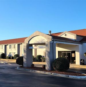 Red Roof Inn Lavonia Exterior photo