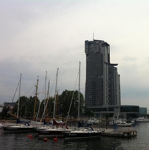 Sea Towers Apartment Gdynia Exterior photo