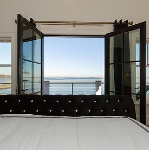 Luxury Oceanfront Bayside Jewel Villa Quincy Exterior photo