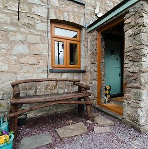 Foxglove Cottage Clydach Exterior photo