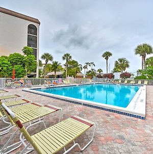 Waterfront Marco Island Condo With Pool And Hot Tub! Exterior photo