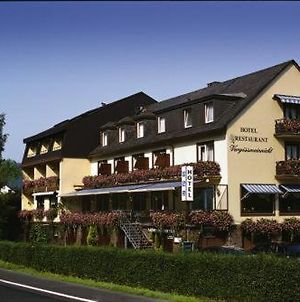 Hotel Vergissmeinnicht Ellenz-Poltersdorf Exterior photo