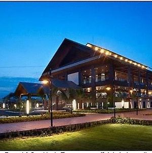Duyong Marina & Resort Kuala Terengganu Exterior photo