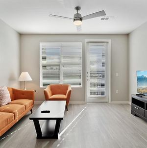 Stay Gia Chic Modern Luxury 1 Bedroom Apartment With Swimming Pool At Encore Tessera Phoenix Exterior photo