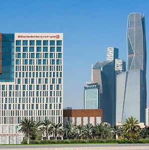 Hilton Garden Inn Riyadh Financial District Exterior photo