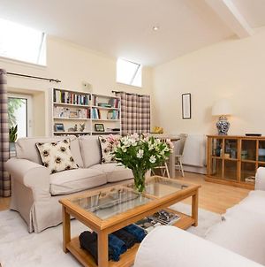 Luxury Morningside Cottage With Patio Edinburgh Exterior photo