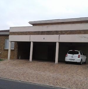 Getaway Self-Catering Tyger Valley Apartment Durbanville Exterior photo