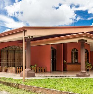Tico House Bed & Breakfast Guapiles Exterior photo