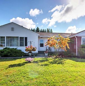 Cozy Ellsworth Home With Yard, 15 Mi To Acadia! Exterior photo