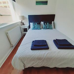 Cosy 1 Bedroom Apartment In The Heart Of Llandudno Exterior photo