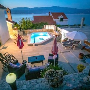 Nice House With Pool-Splitska Villa Exterior photo