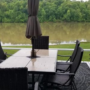 Lakehouse Has Spectacular View Plus Easy Access! Apartment Rogers Exterior photo