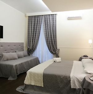 Caesar Place Bed & Breakfast Rome Room photo