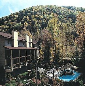 Secluded Family Condo In The Beauty Of The Smokies - One Bedroom #1 Gatlinburg Exterior photo