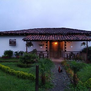 Hacienda Cafetera La Gaviota Villa Chinchina Exterior photo
